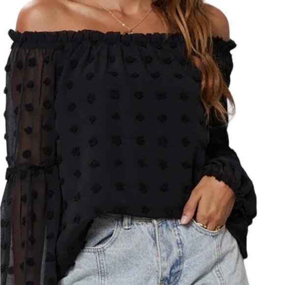 BLOOMING Jelly Swiss Dot Off the Shoulder Blouse - Picture 8 of 11